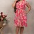 Rochie Anabelle din voal rosu cu imprimeu floral, pieptii petrecuti si elastic in talie