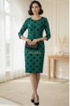 Rochie Abril cu croiala usor cambrata, din jerse verde cu buline