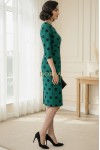 Rochie Abril cu croiala usor cambrata, din jerse verde cu buline