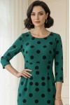 Rochie Abril cu croiala usor cambrata, din jerse verde cu buline