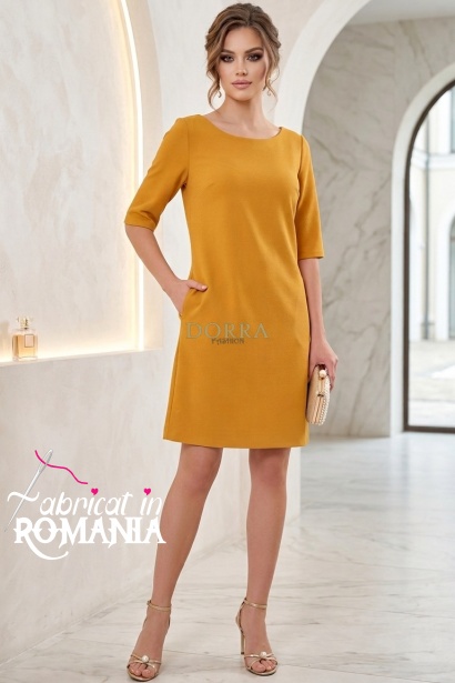 Rochie de zi Enigma din stofă galben muștar, cu croială largă și mânecă 1/2