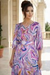 Rochie masuri mari Latisha din satin lila imprimat, maneci bufante si cordon