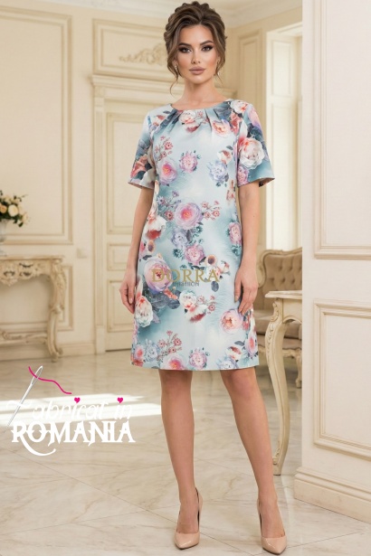 Rochie masuri mari Lizuca cu croiala larga, turquoise cu imprimeu floral