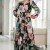 Rochie Mikaela din voal negru cu flori roz/turquoise, cu pieptii petrecuti si cordon