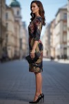 Rochie Palloma cu croiala usor cambrata, gri inchis cu rosu, maneca 3/4 si buzunare