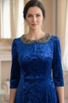 Rochie Rossa din catifea albastra, cu guler aplicat si maneca 3/4