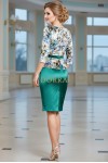 Rochie Sanziana din catifea verde si peplum in talie