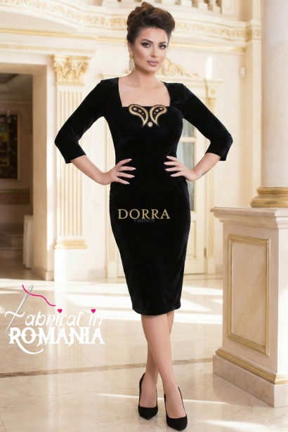 Rochie Savannah din catifea neagra cu aplicatie aurie