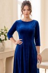 Rochie Daniela din catifea albastra, cu croiala in clini