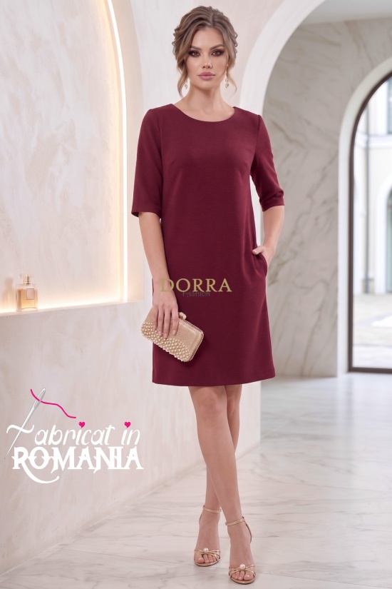 Rochie de zi Enigma din stofă grena, cu croială largă și mânecă 1/2