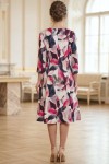 Rochie midi Gisele din jerse cu imprimeu abstract magenta, mâneci 3/4, croială lejeră