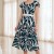 Rochie midi Gladys din lycra cu imprimeu abstract verde, cu mâneci fluture și centură