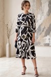 Rochie măsuri mari Minerva din satin alb/negru cu imprimeu abstract și croială în clini