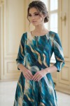 Rochie de zi Oliveira din barbie cu imprimeu abstract turquoise-auriu, maneci 3/4, croiala lejera