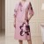 Rochie de zi Orchid din stofa roz prafuit cu imprimeu floral, croială largă și mânecă din voal