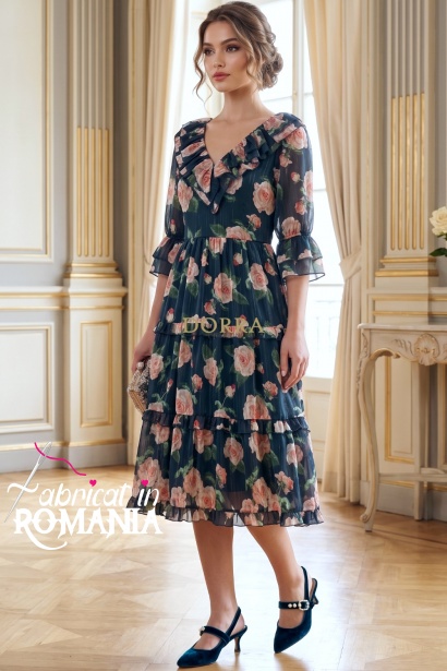 Rochie midi Raluca din voal verde cu imprimeu floral, fir lame, căptușeală și volane