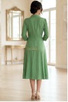 Rochie midi stil boho Rozanne din vâscoză verde, cu nasturi și crăpătură