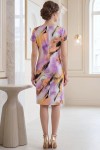 Rochie de zi Sara lila cu accente portocalii, ușor cambrată, cu mânecă scurtă