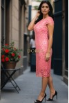 Rochie de ocazie Ina din dantela corai cu croiala dreapta si dublura la culoare